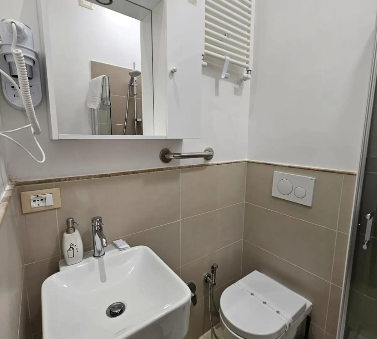Be Your Home - Stendardi'S House Rome 0*,